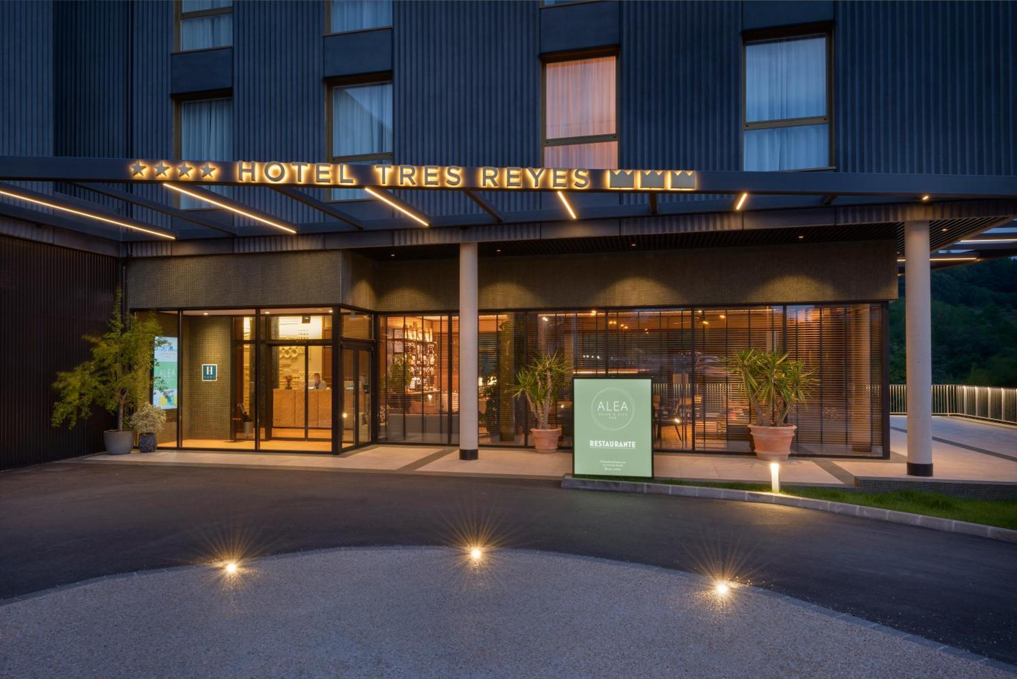 Hotel Tres Reyes San Sebastian — Photos 2